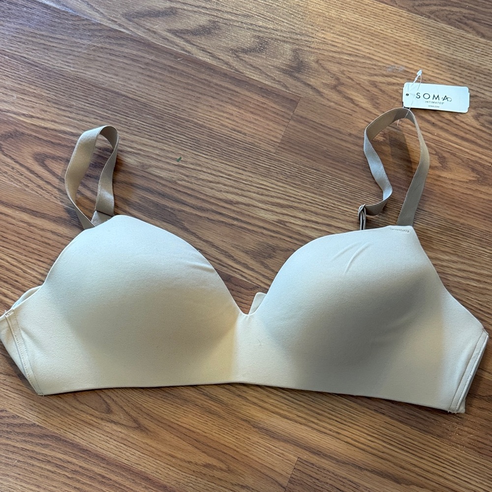 Soma Women's Tan Wireless Nursing Bra, 36D NWT